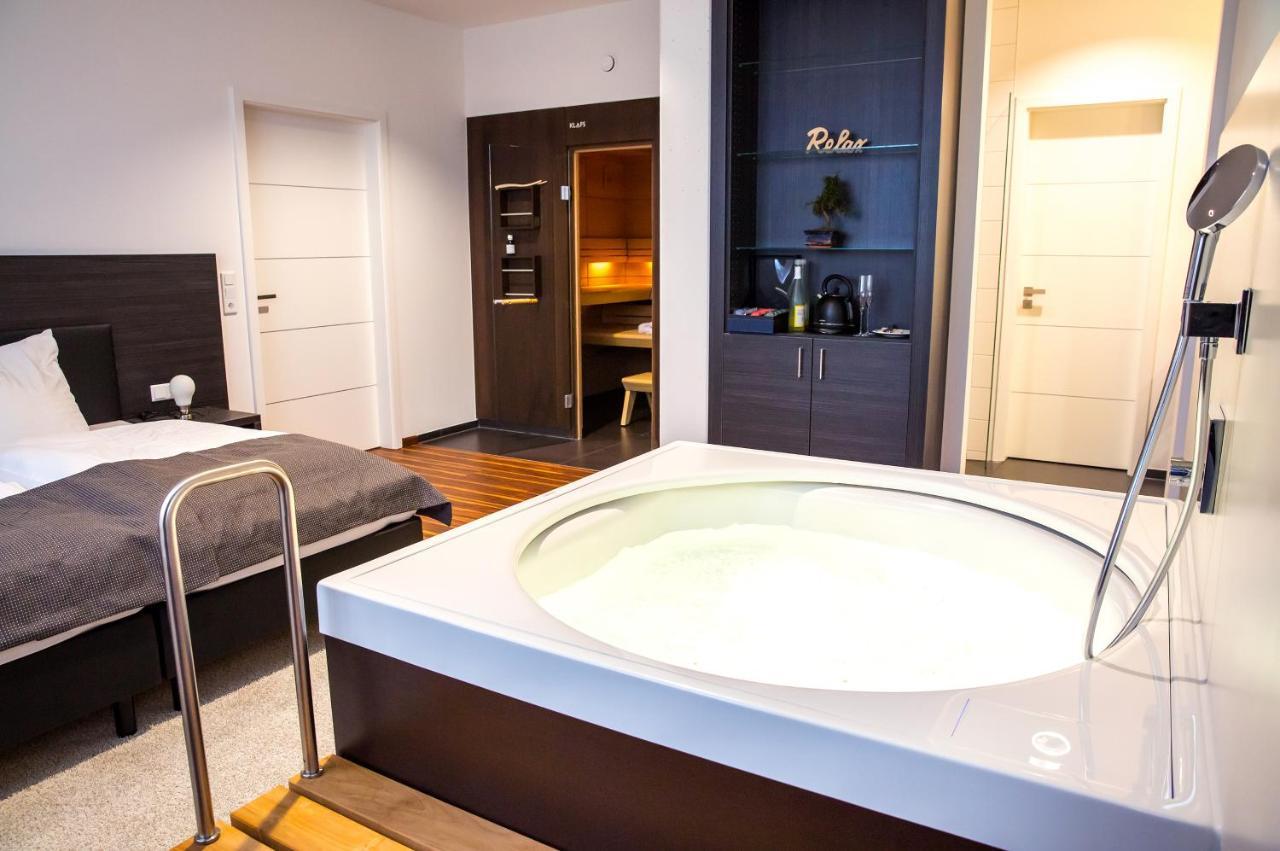 Plus Punkt Private Spa Weingarten  Bagian luar foto